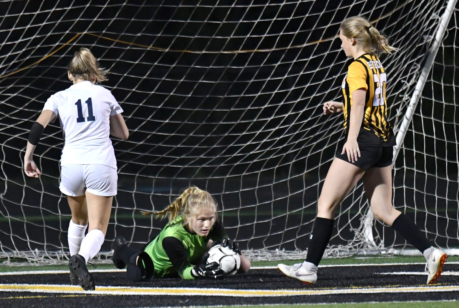 043021-qc-spt-pv-bett soccer-138